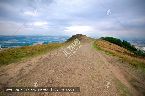 山路