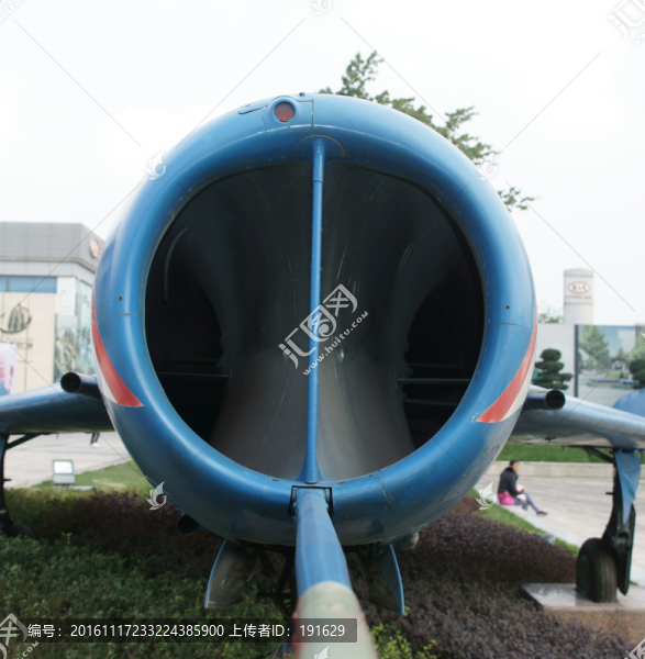 殲6戰(zhàn)機(jī),進(jìn)氣道