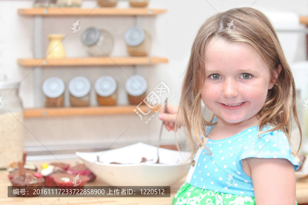 孩子或孩子做飯