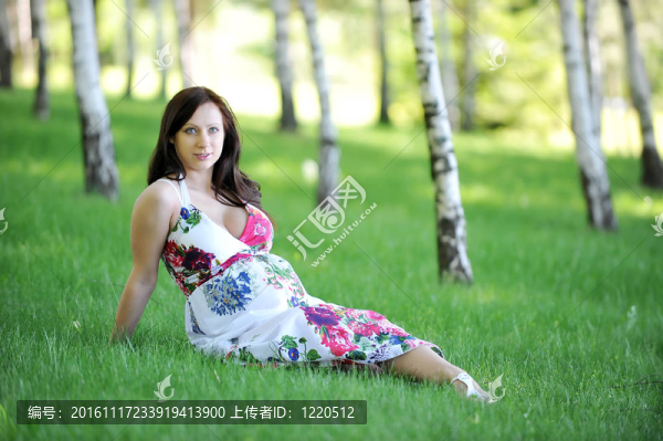 年輕的女人