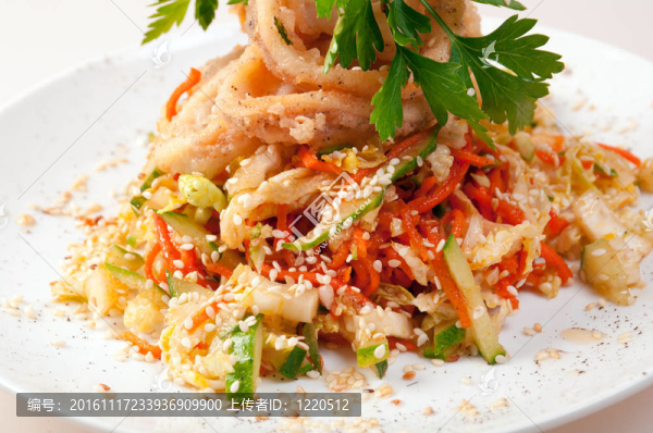 素食火腿熏肉沙拉