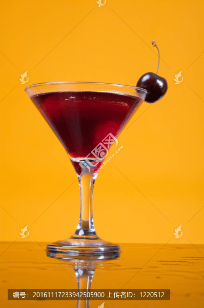 櫻桃特寫雞尾酒