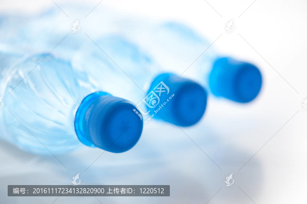 瓶水