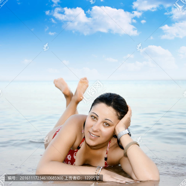 海灘上的女人