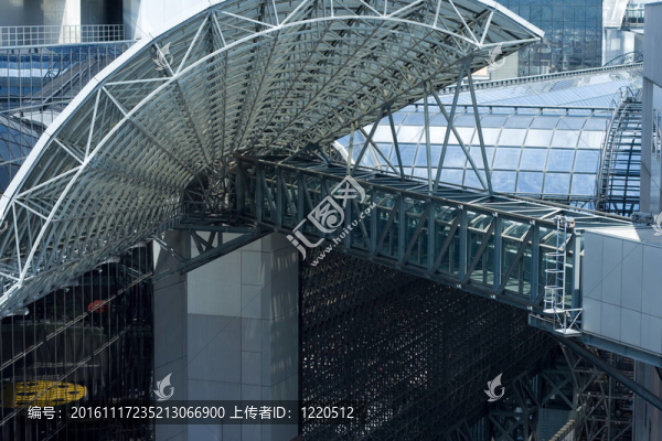 鋼錐
