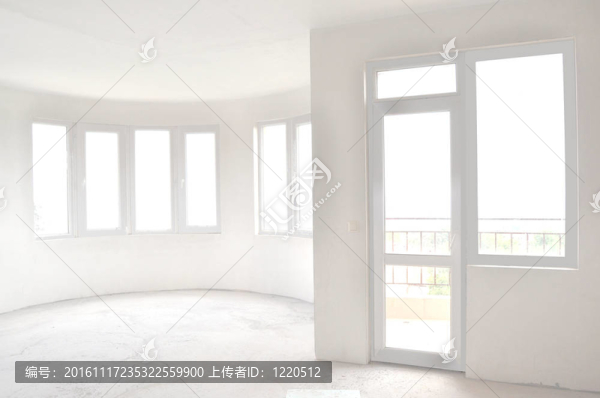未完成的房間空蕩蕩的