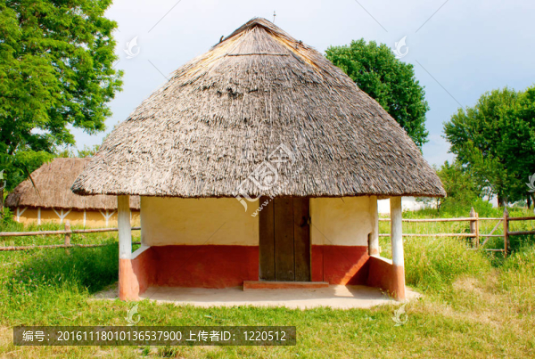 在民族園Pirogovo傳統(tǒng)烏克蘭宅基地