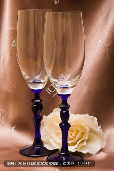 酒杯