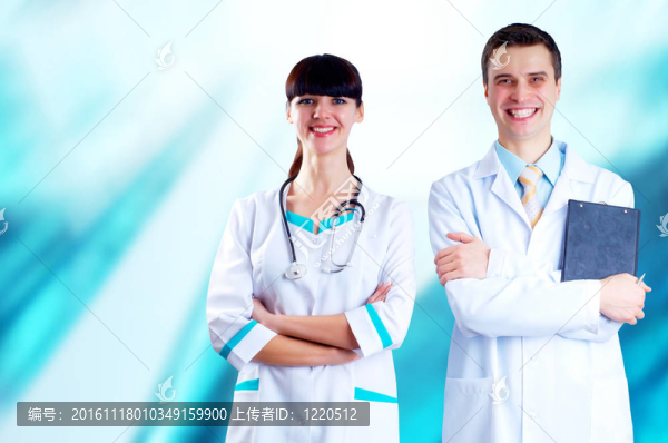 微笑的醫(yī)生在醫(yī)院背景的聽(tīng)診器
