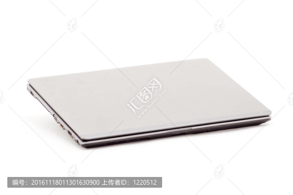 白色背景上的灰色筆記本電腦