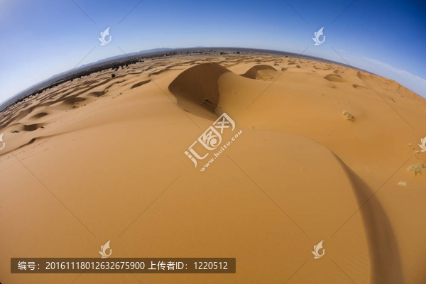 沙漠中的Sandscapes