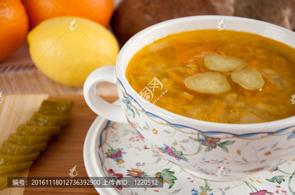 泡菜腌制的美味湯