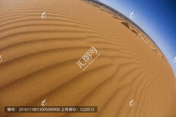沙漠里的沙子