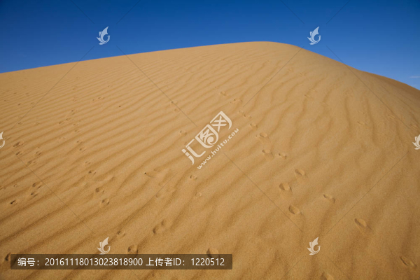 沙漠里的沙子