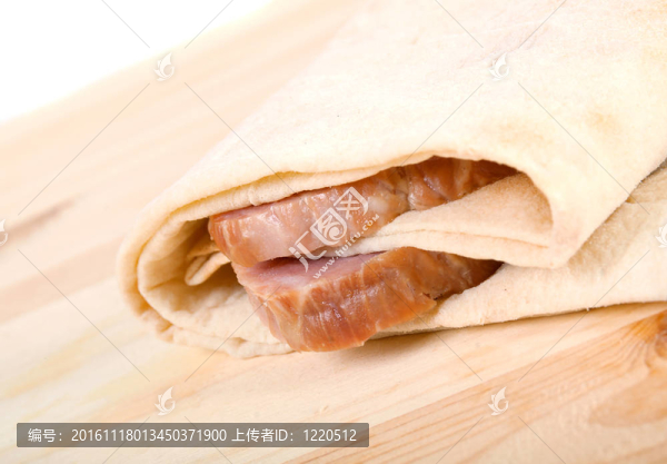 皮塔面包三明治火腿熏肉