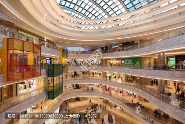 上海七寶萬科廣場內(nèi)景
