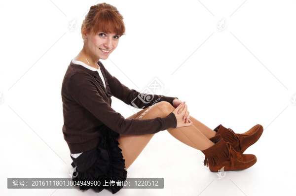 年輕女孩假扮