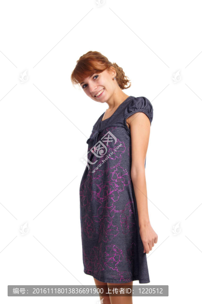 冒充白人的年輕女孩