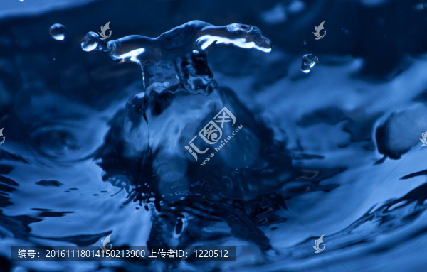 凍滴水；近距離