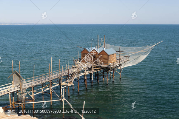 Termoli（坎波巴索；莫利塞大區(qū)；意大利）釣魚