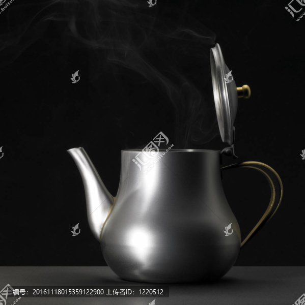 金屬茶壺側(cè)
