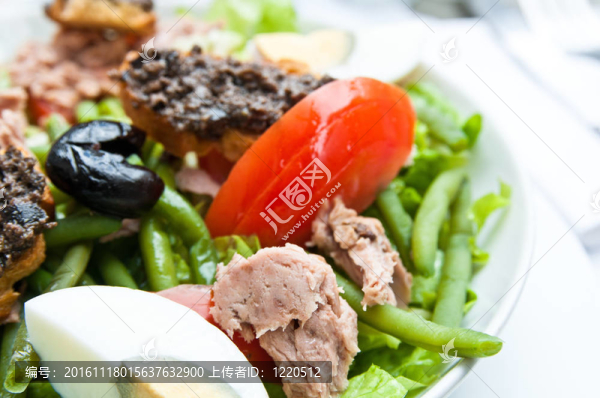 新鮮的沙拉-匯圖網(wǎng) www.fosd68.com 新鮮的沙拉