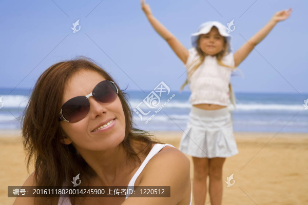 女兒與母親