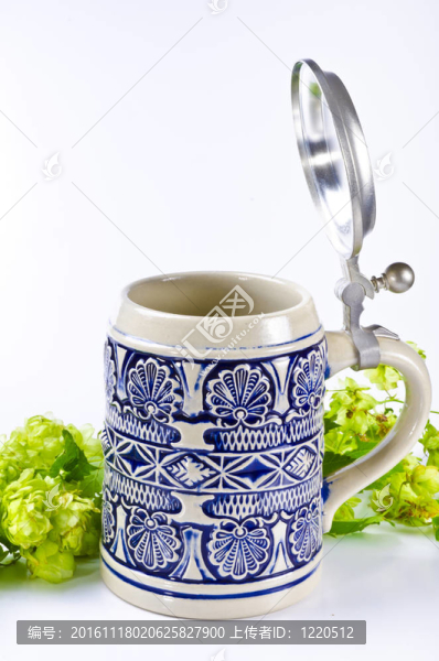 啤酒杯