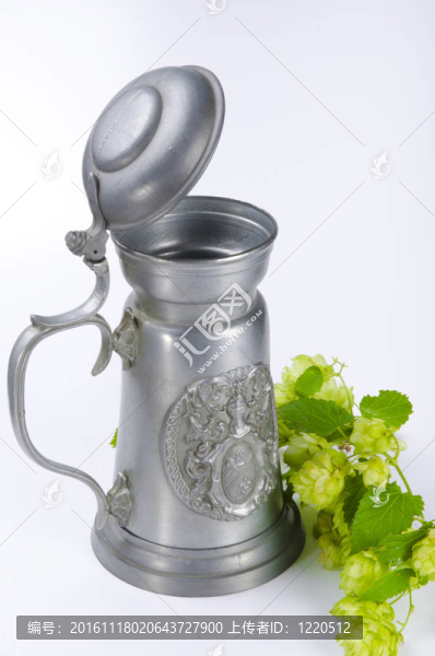 啤酒杯