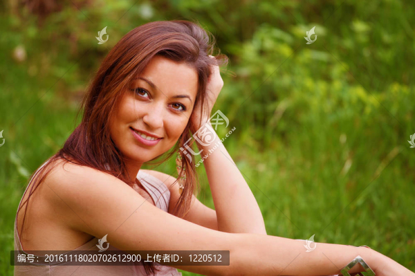 環(huán)境友好的女孩