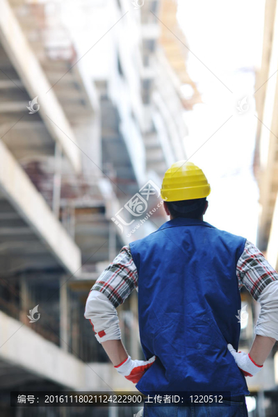 建筑工地上的工人