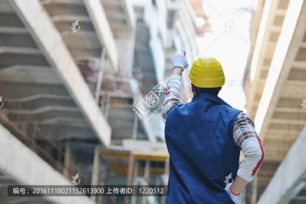 建筑工地上的工人