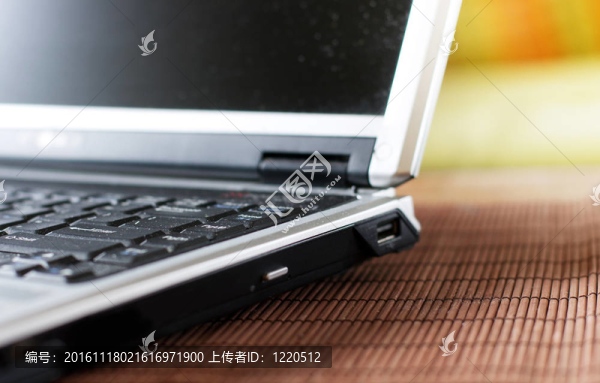 筆記本電腦