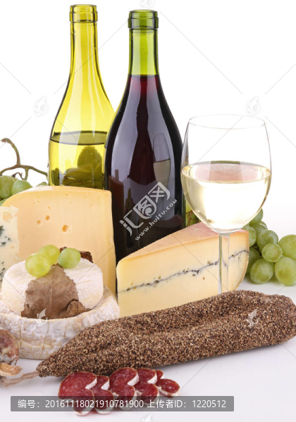 葡萄酒；香腸和奶酪