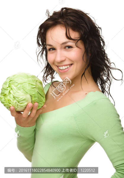 美麗的年輕女孩，綠色的大白菜