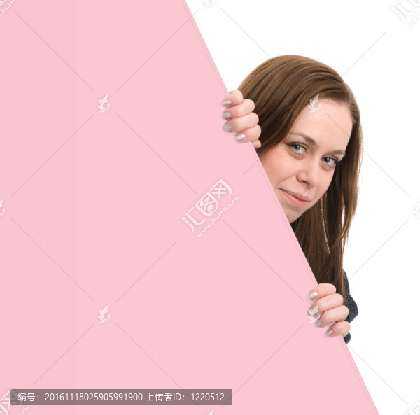 一位美女手持一張空白廣告牌的畫像