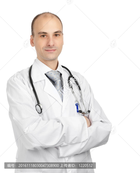 微笑自信的醫(yī)生雙手交叉站立