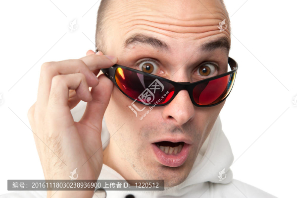 奇怪的年輕人