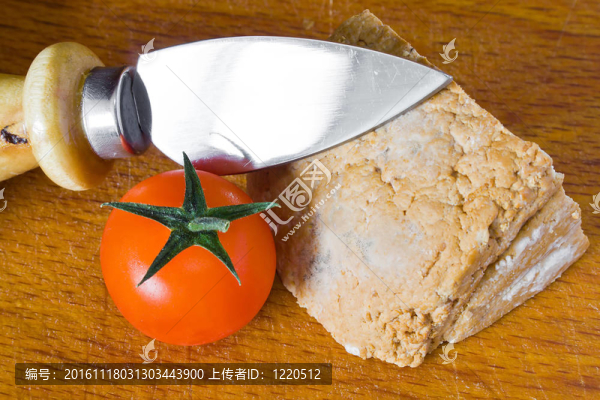 煙熏芝士和番茄芝士刀