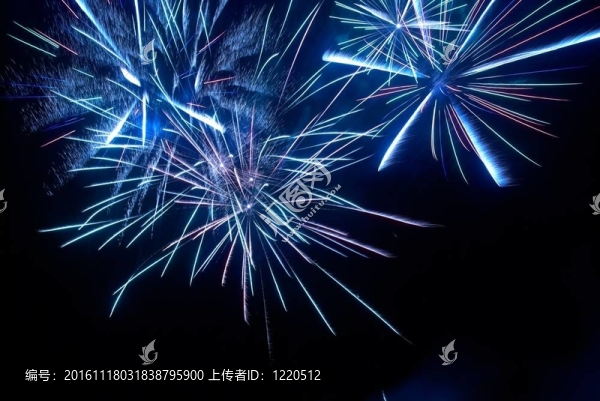五彩繽紛的煙花