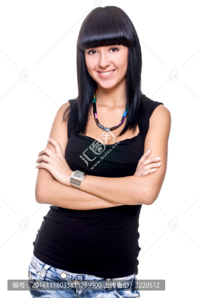 美麗的女人在一個黑色的T恤