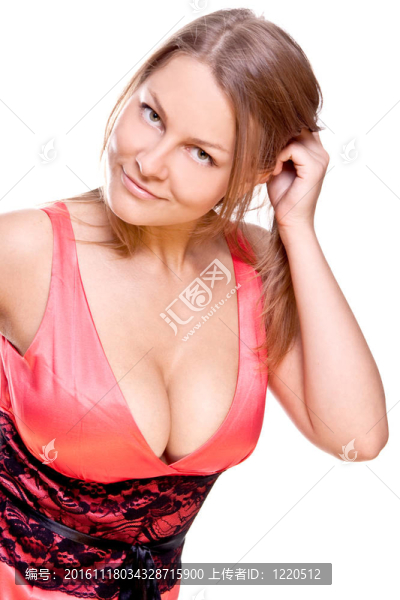 漂亮的女人穿著一件衣服