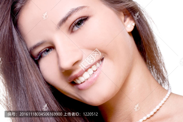 美麗的女人的臉