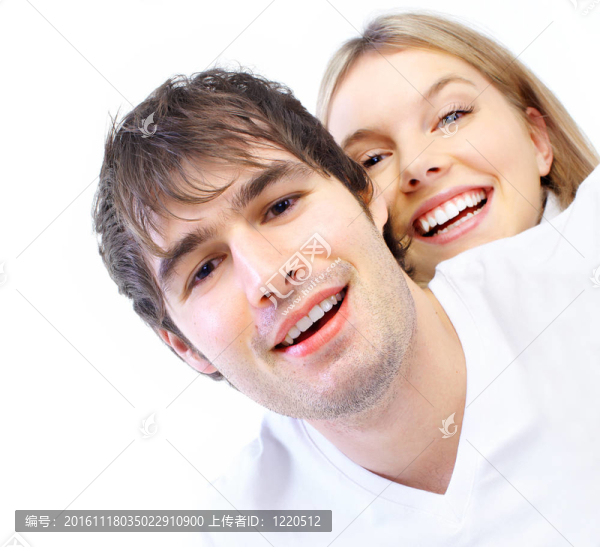 戀愛中的年輕夫婦