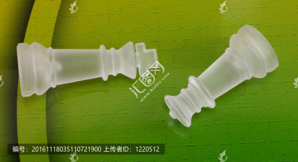 有光澤的國王和女王國際象棋硬幣