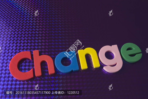 藍色霓虹背景下的多彩變化字