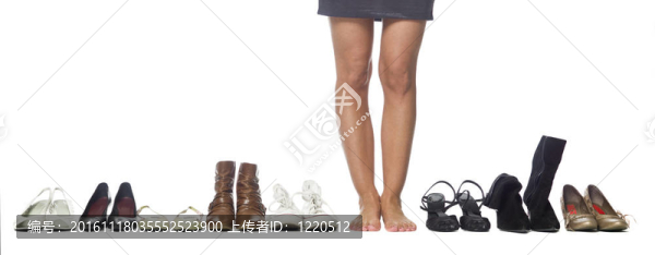女人很難選擇穿什么鞋。