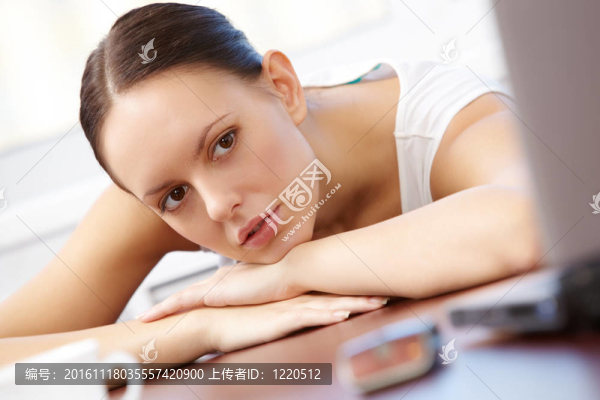 敬告