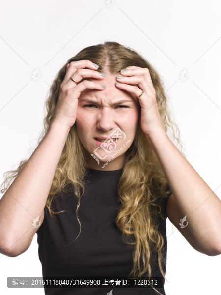 一個頭痛女人的畫像