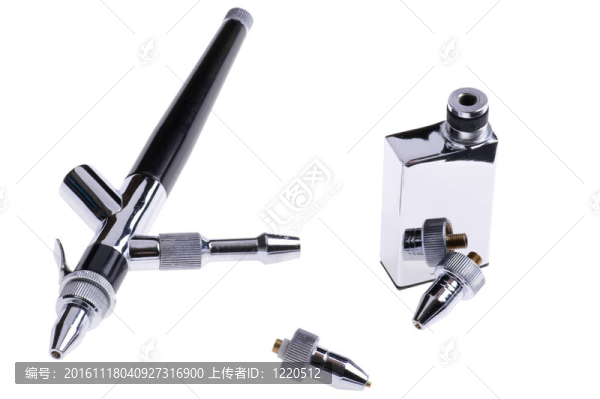 套上白色噴漆